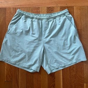 Lululemon men’s shorts • size XXL